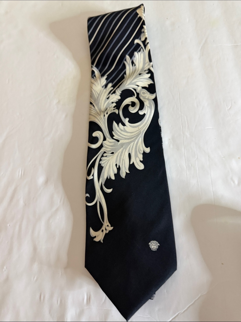 Versace Vintage Black & Ivory Baroque Scroll Silk Tie